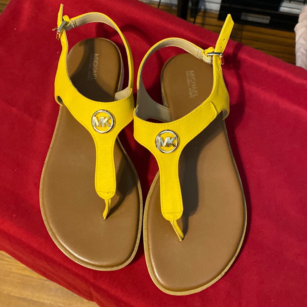 Michael Kors Sandals Size 8M